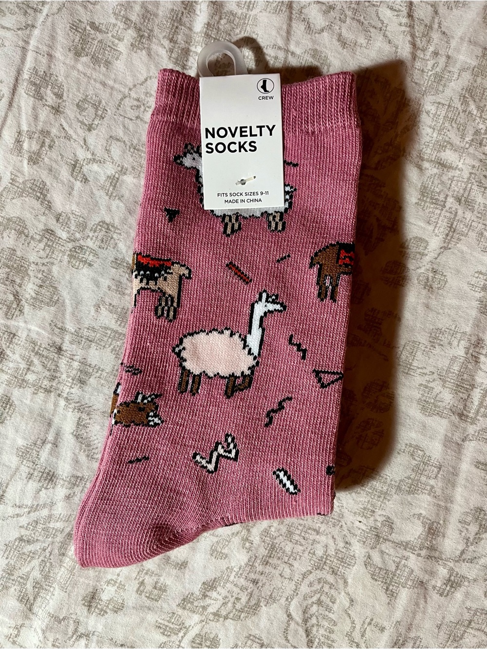 Kohl's Pink Novelty Llama Crew Socks
